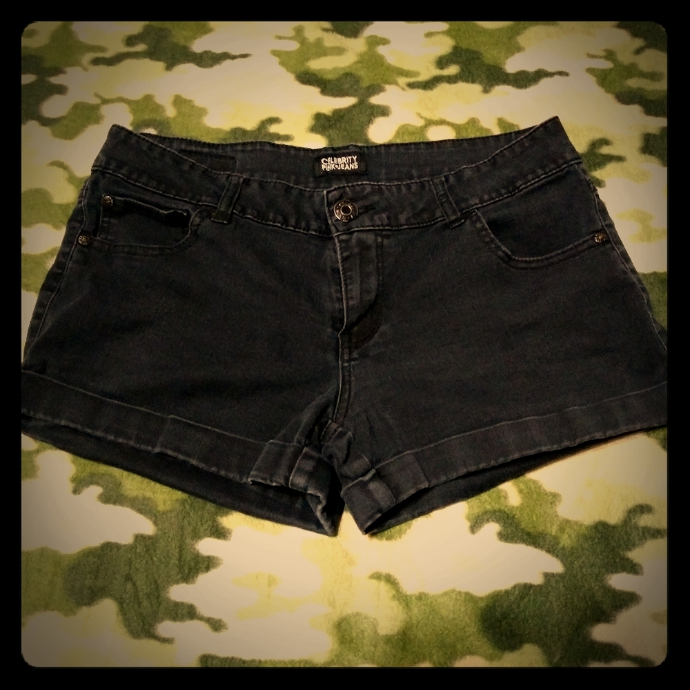 Celebrity Pink Jeans black cuffed shorts